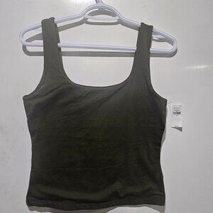 Old Navy Sleeveless  Size medium Green in colour